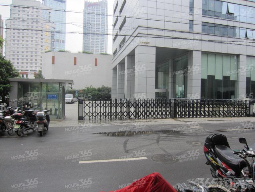 【山西路和泰大厦 租金稳 欢迎有买卖需求的电