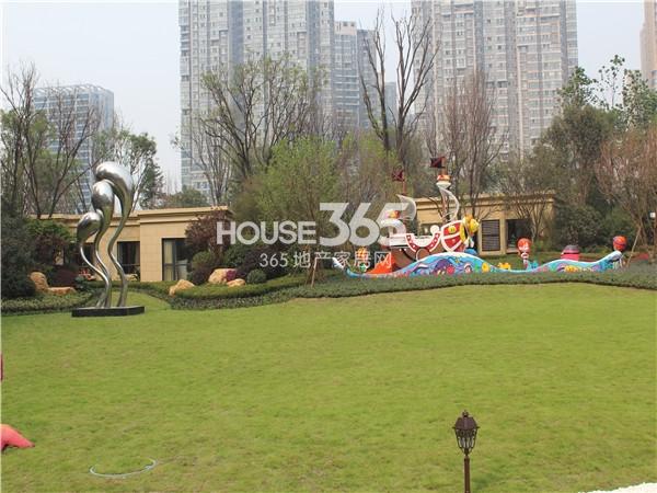世茂都园林内实景图 