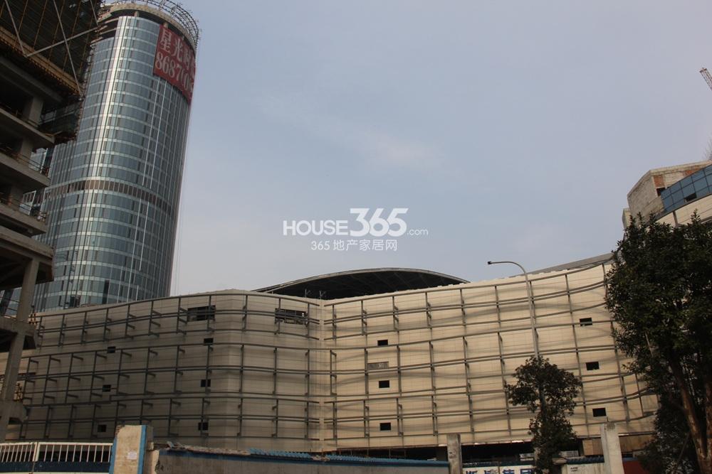2015年3月华联星光时代项目施工现场