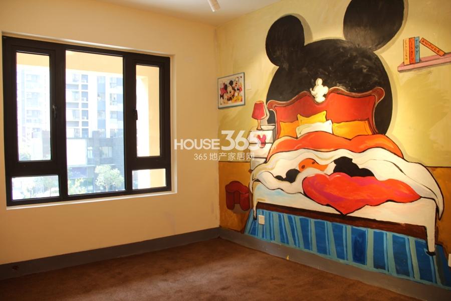 广大融城印象A户型83方彩绘样板房——儿童房