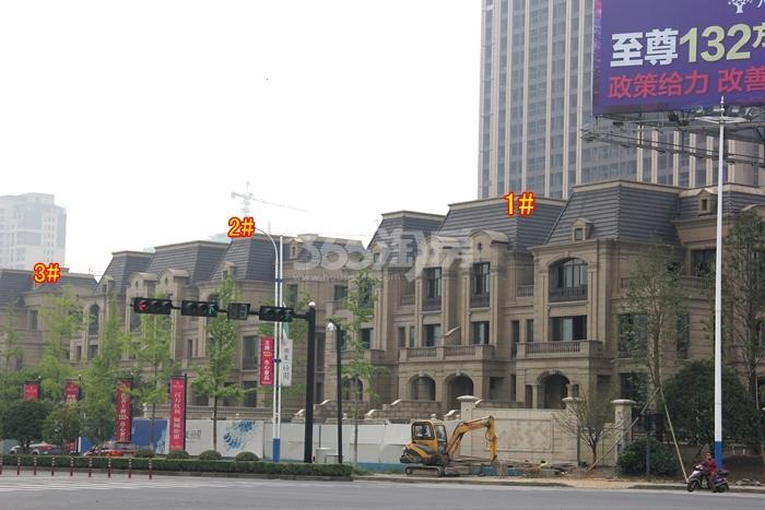 顺发恒园1-3号楼施工实景图 2015年6月摄